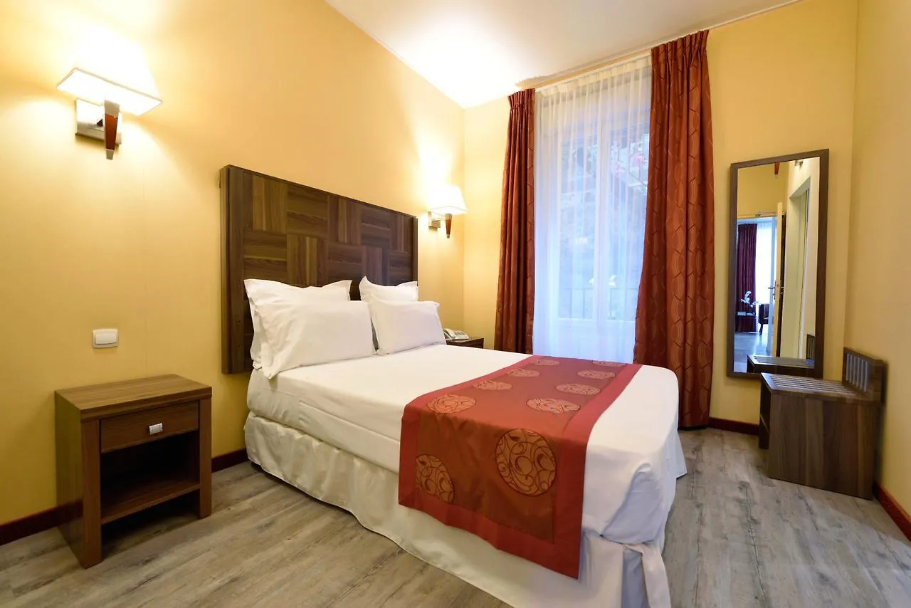 Hotel Capitole Beausoleil