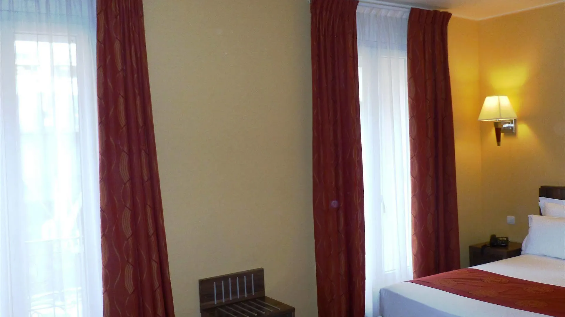 Hotel Capitole Beausoleil