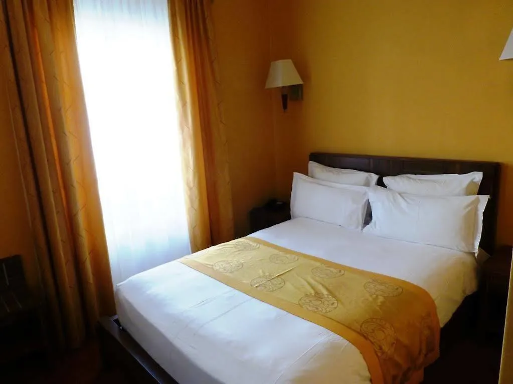 Hotel Capitole Beausoleil France