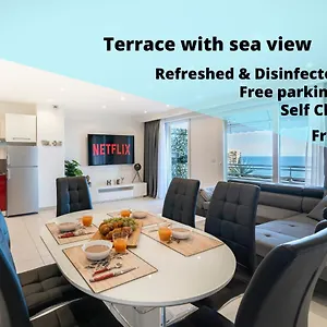 Apartment Frontiere Monaco, Terrasse, Vue Mer, Parking - Ab