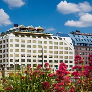 Radisson Red Hotel, 4* Wien